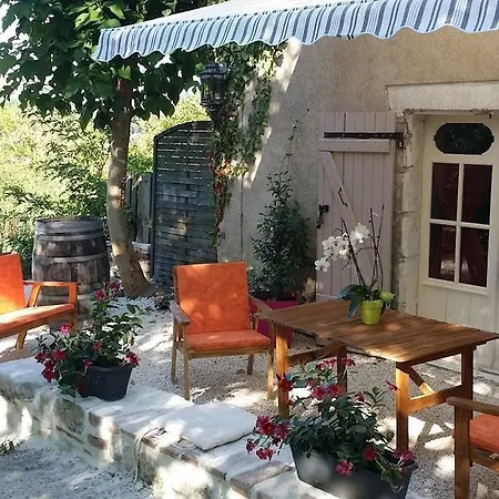 D'hotes En Vallee Du Lot Bed & Breakfast *